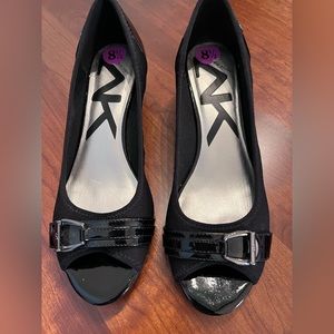 Anne Klein Women’s Black Wedge Pump Size 8.5 NWOT